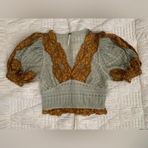 Free people romantic lace crop top sz small